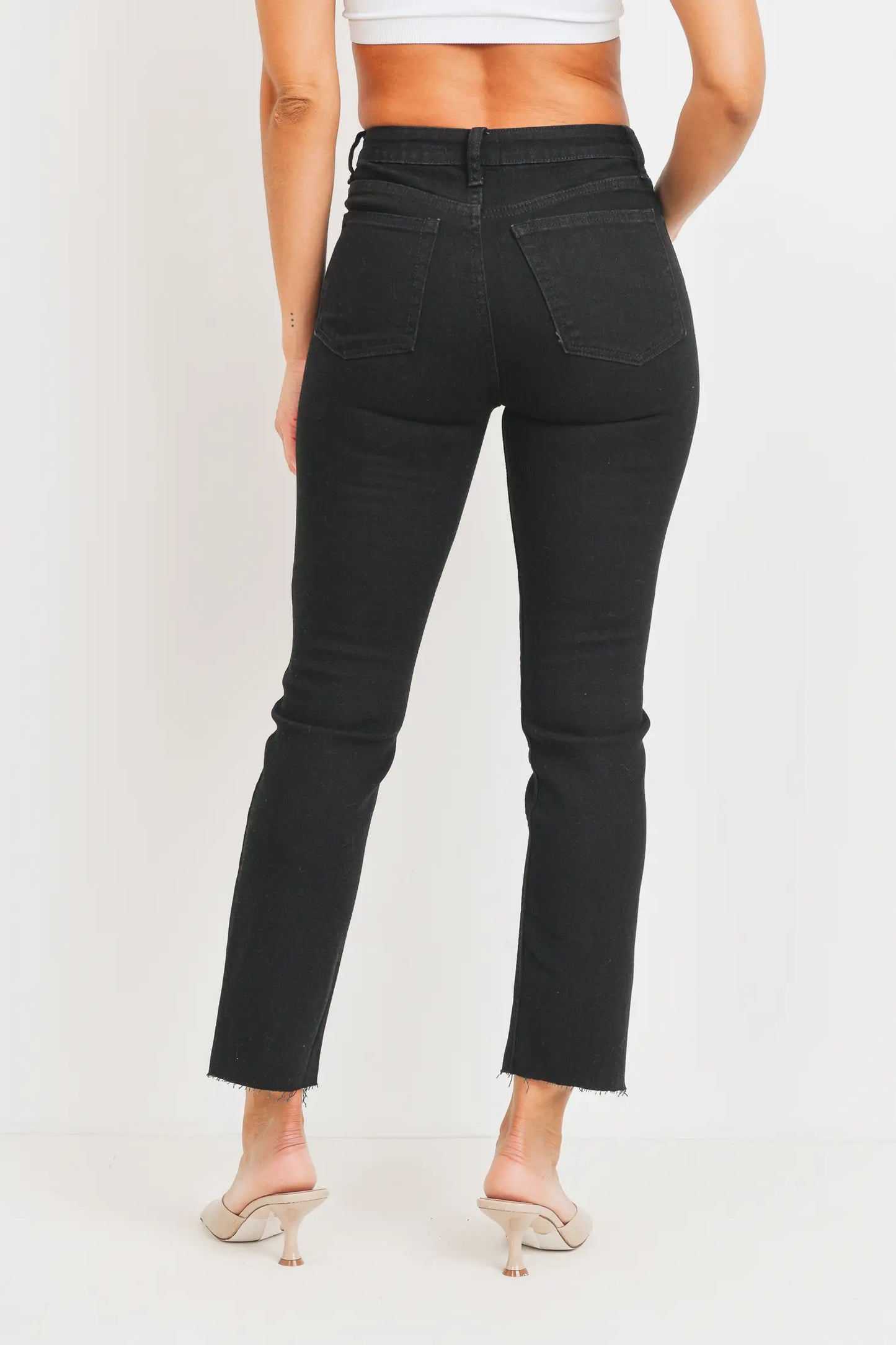 Luna Classic ~ Black