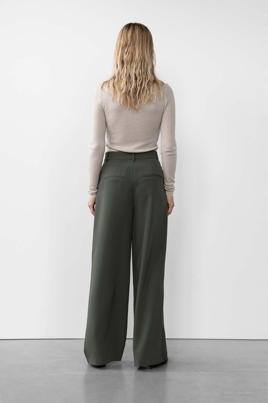 Ruby Pleated Pants