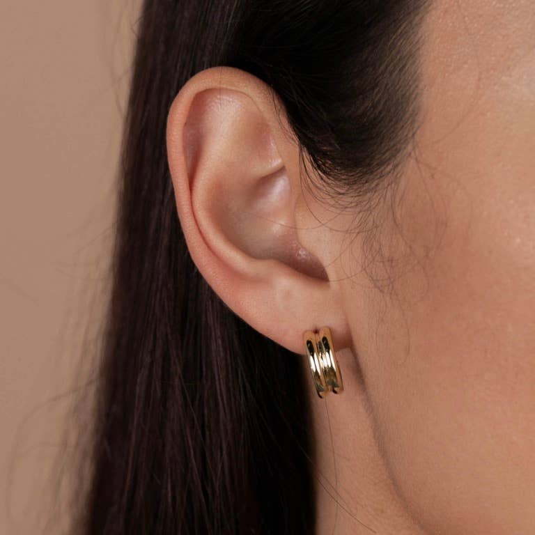 Double Gold Hoop