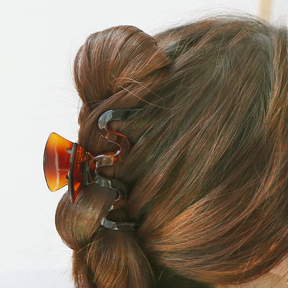 Glossy Waves Hair Claw Clip