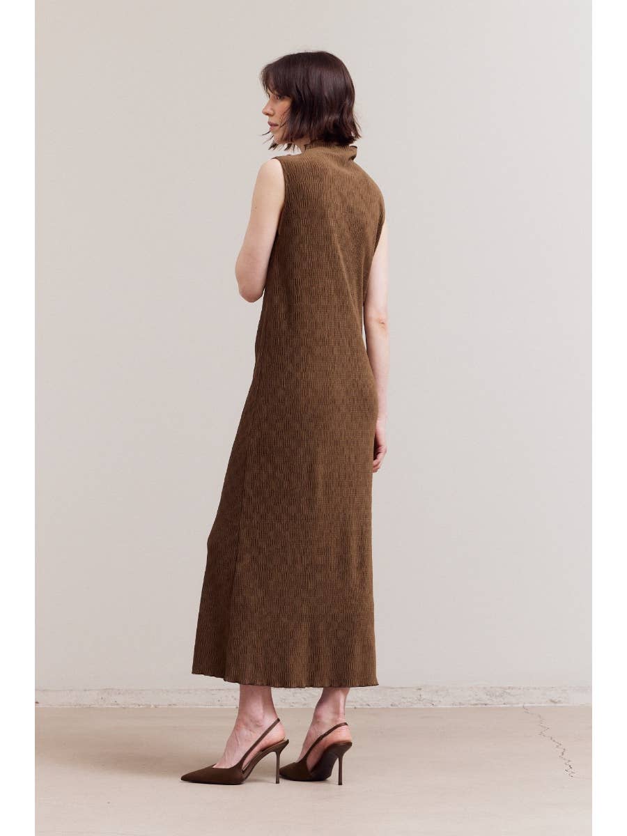 The Chic Holiday Dress