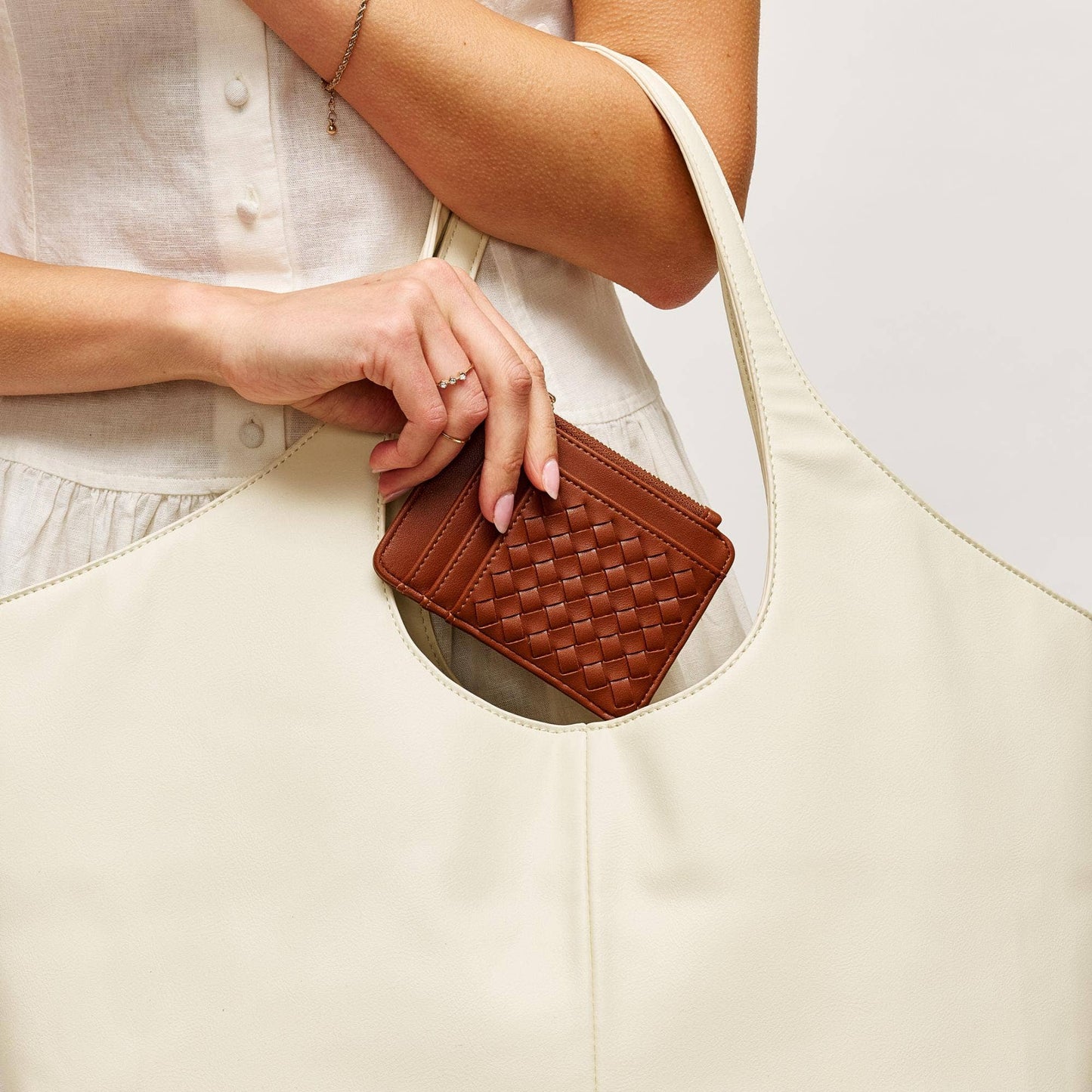 Bryer Card Holder