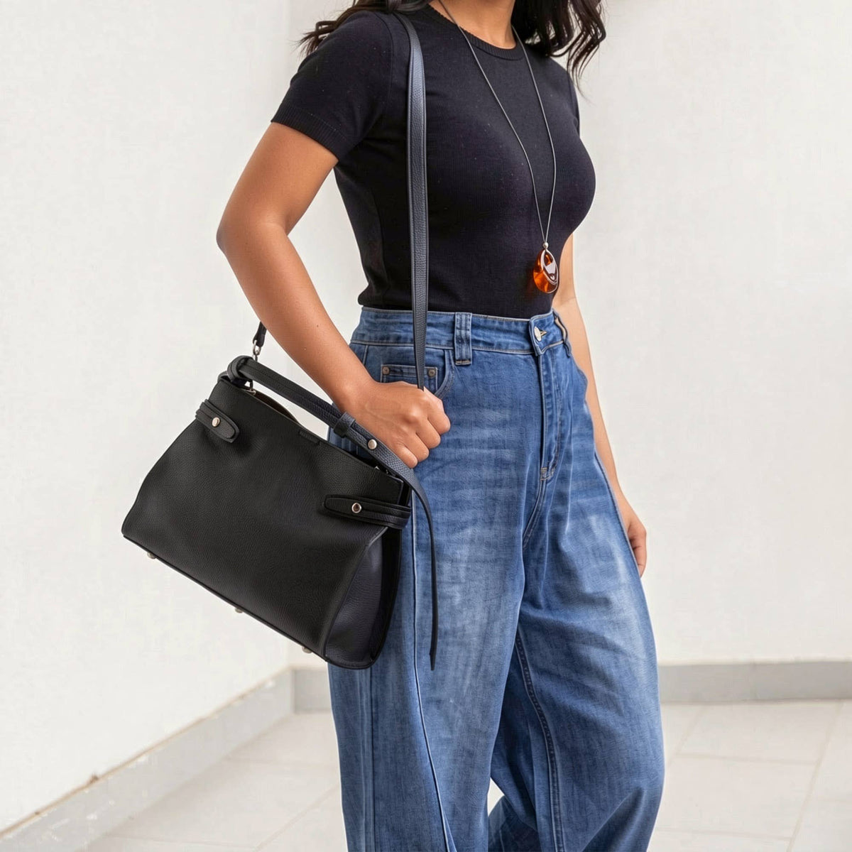 Zulema Black Crossbody Bag