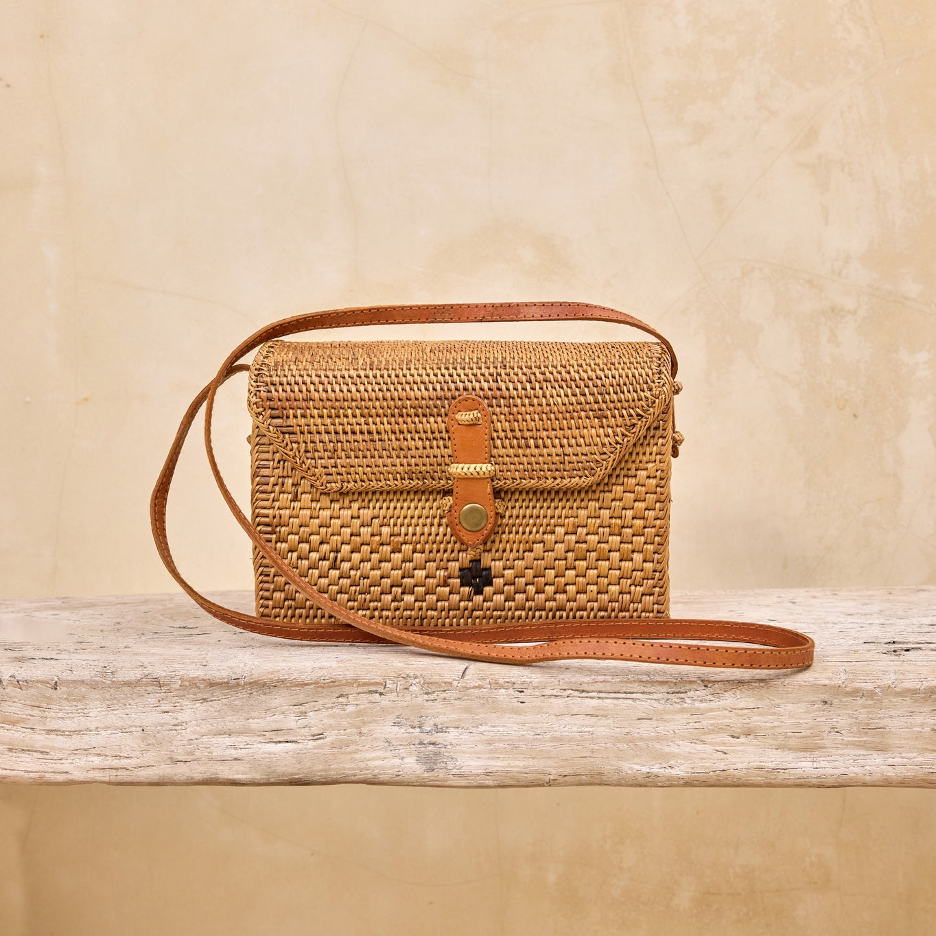 The Havi Crossbody