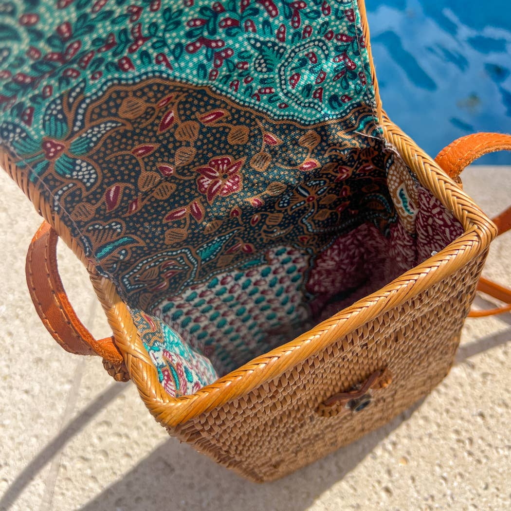 Ata Vine Crossbody