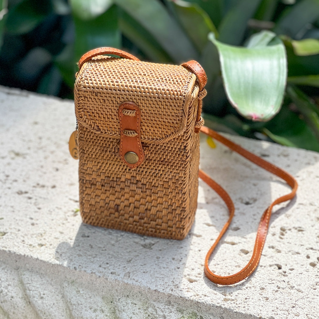 Ata Vine Crossbody
