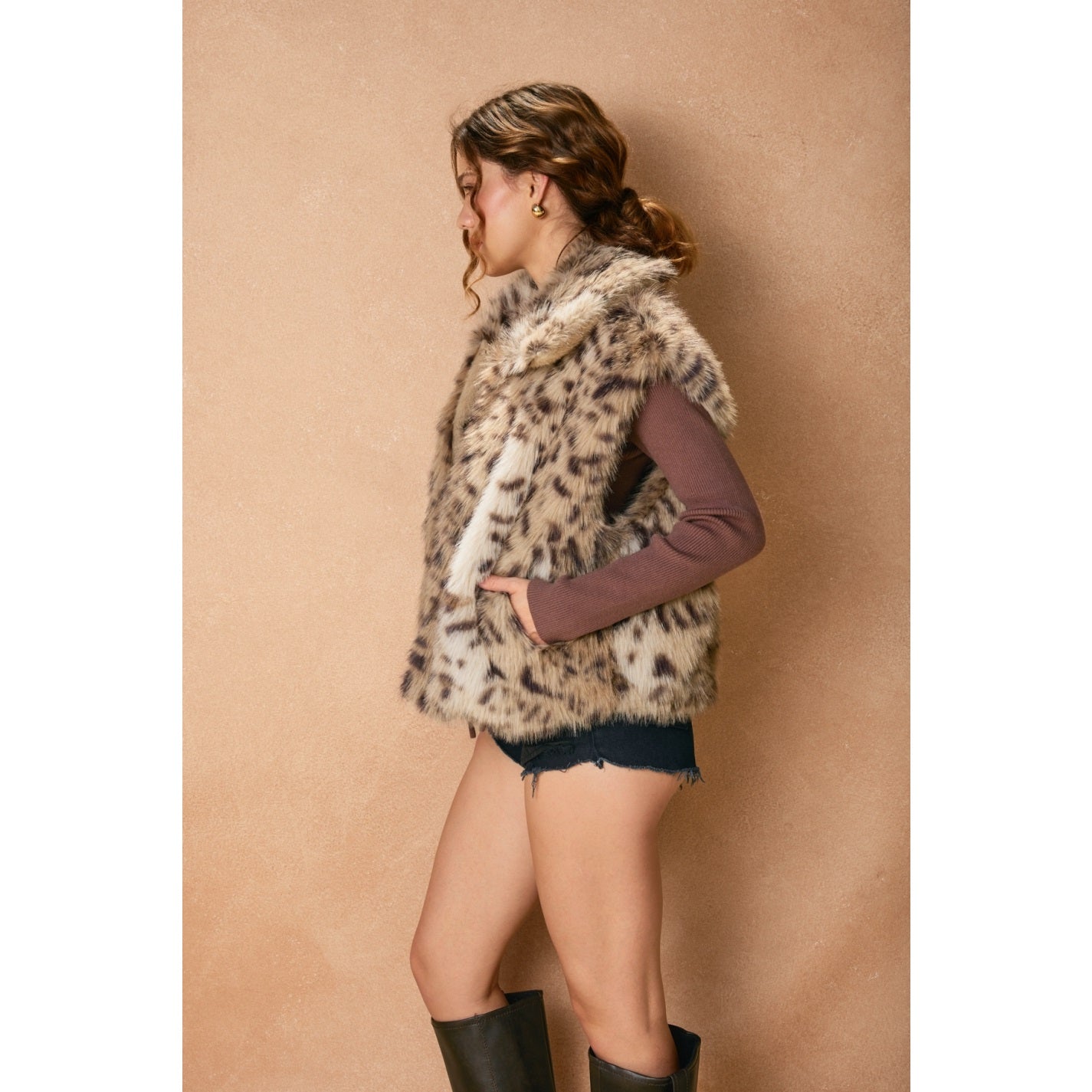 The Wanderroot Fur Vest