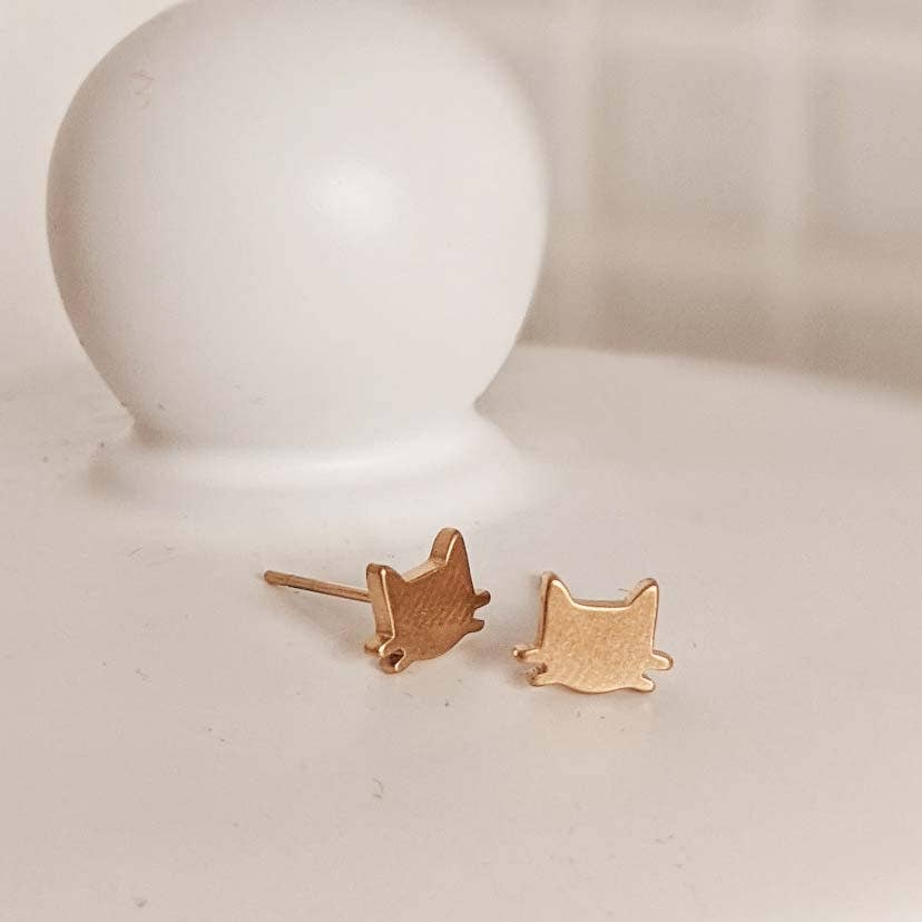 Gold Cat Stud