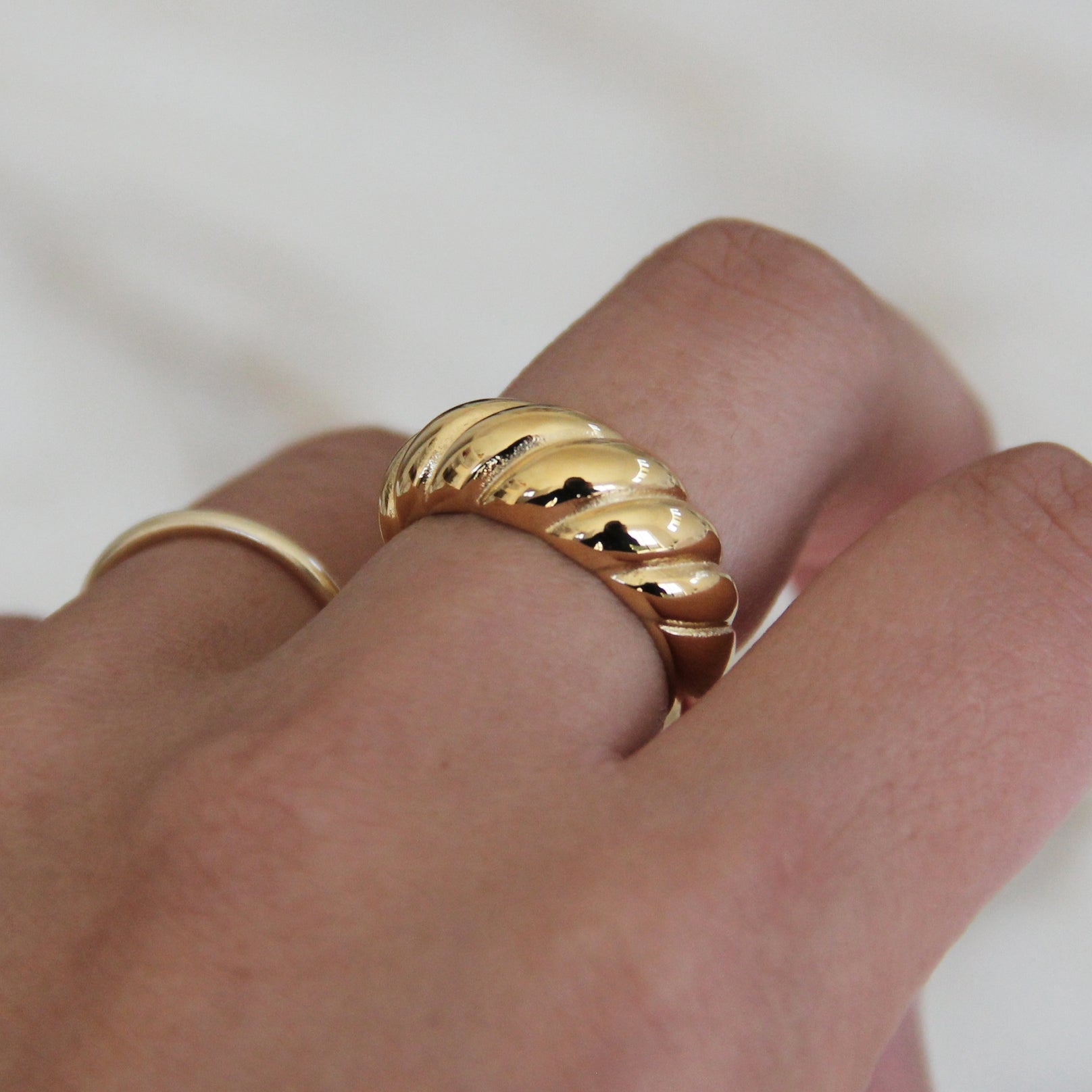 Churion Ring Croissant Ring – Woven