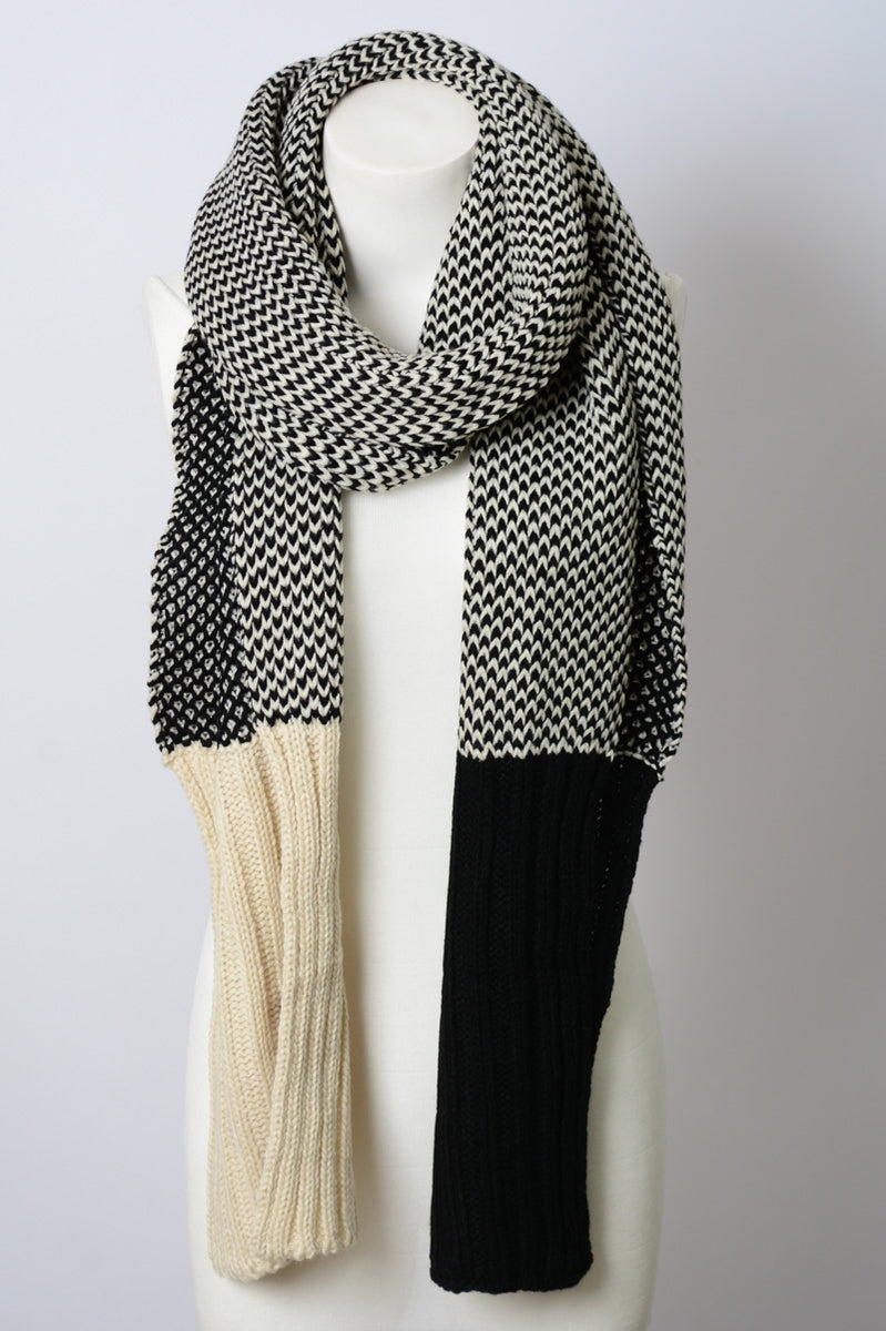Two-Tone Knit Scarf
