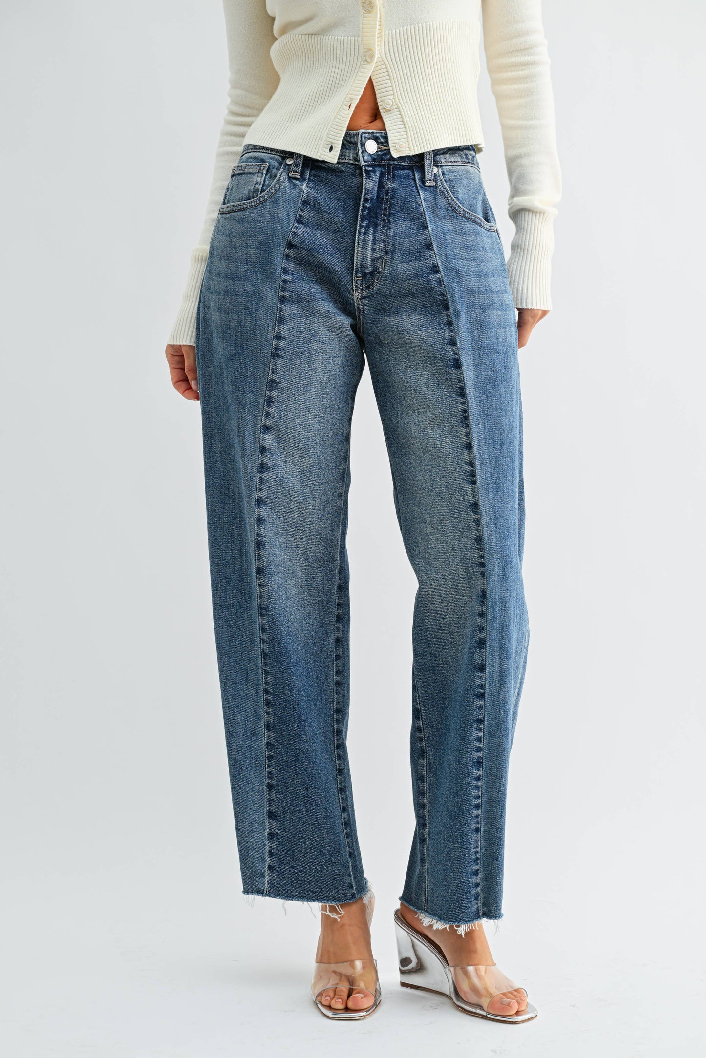 Pleated Barrel Jeans