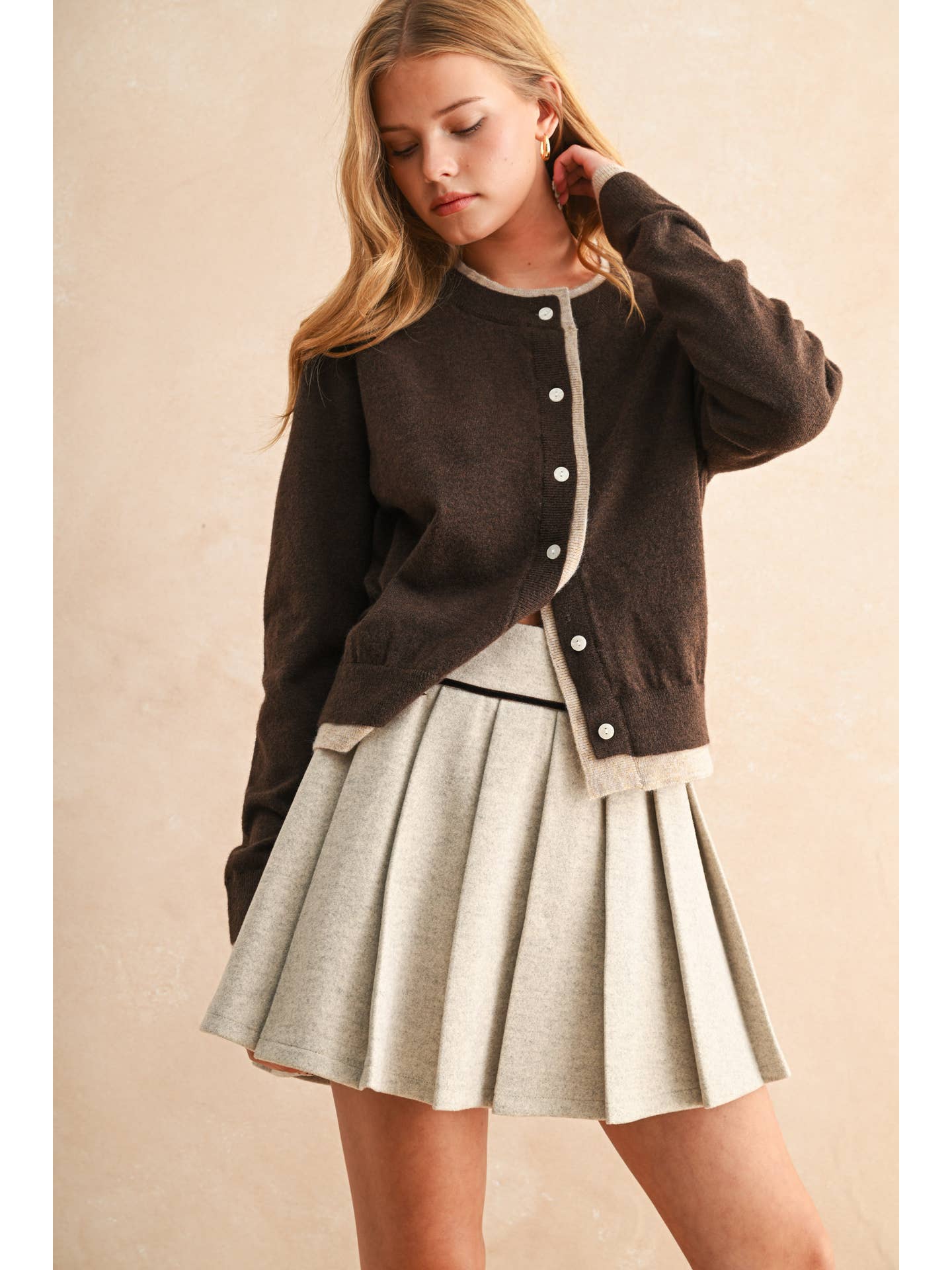 Contrast Button Cardi