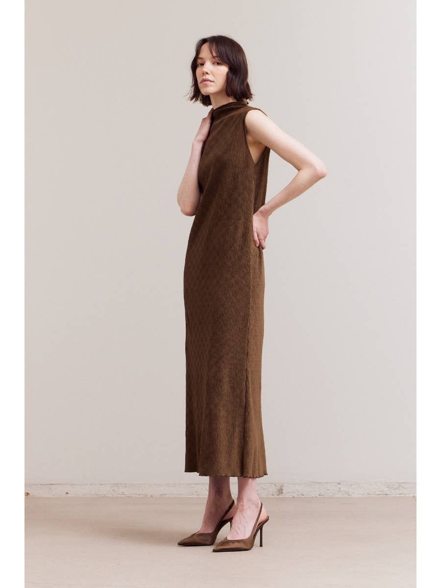 The Chic Holiday Dress