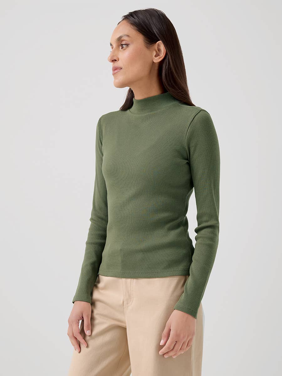 Ribbed Mock Neck Top